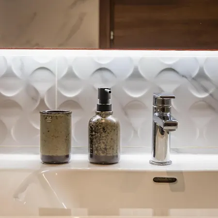 Apartment Fl5 Thelodge Amazing Views W Terrace By Homely