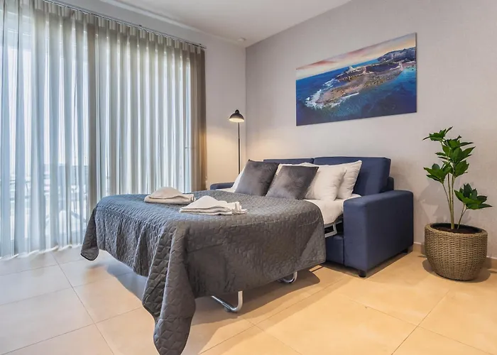 Fl5 Thelodge Amazing Views W Terrace By Homely